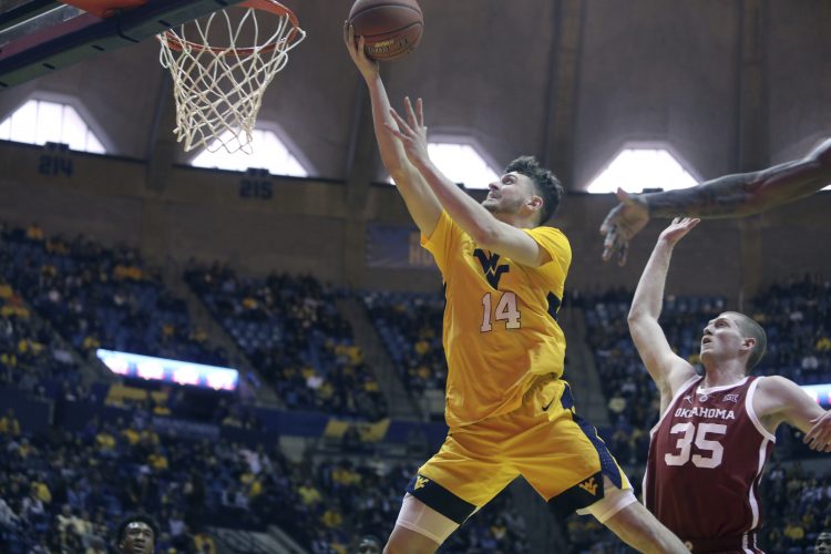 Knapper, WVU Stun Oklahoma